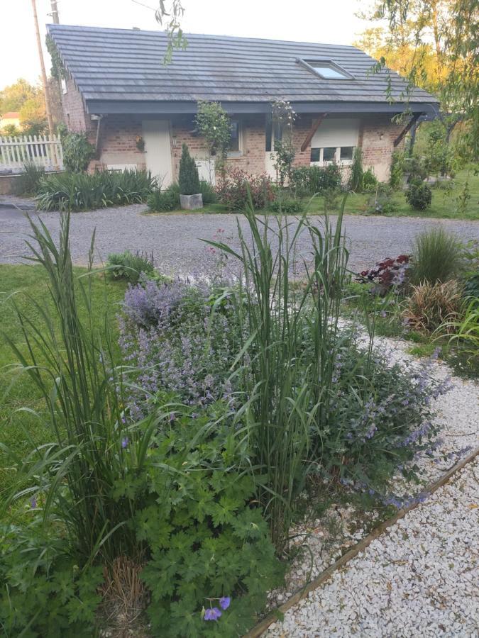 Gite Des Viviers -08400 Manre - De 1 A 2 Personnes Exterior photo